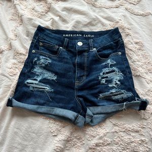 AMERICAN EAGLE CURVY HI-RISE SHORTY SIZE 4